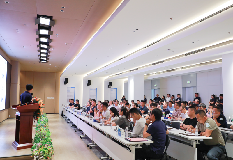 新宝GG新品 | 植物照明专属多边形战士VP-E、VP-G，，，，，，，，高集成、超稳固